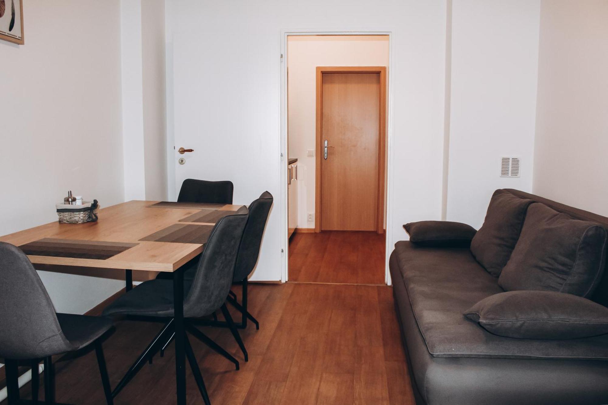 Sokolska Apartment Прага Екстериор снимка
