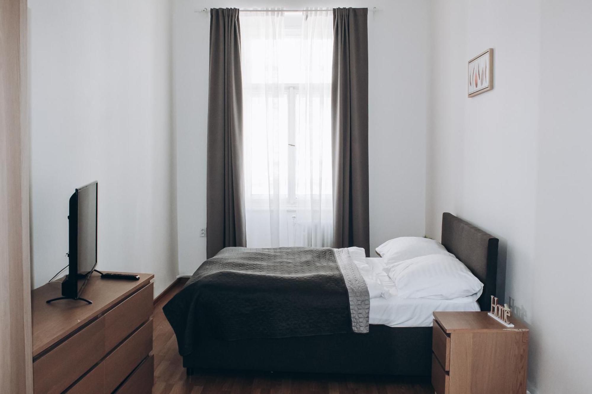 Sokolska Apartment Прага Екстериор снимка