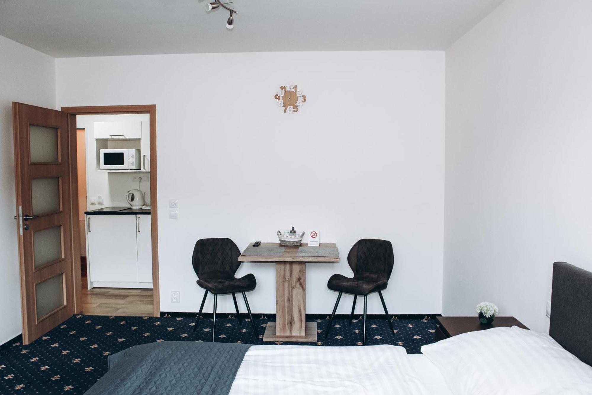 Sokolska Apartment Прага Екстериор снимка