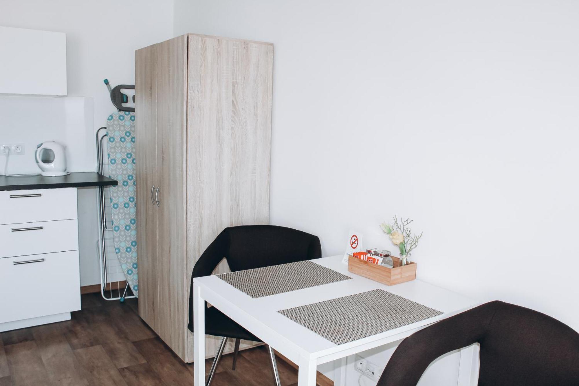 Sokolska Apartment Прага Екстериор снимка