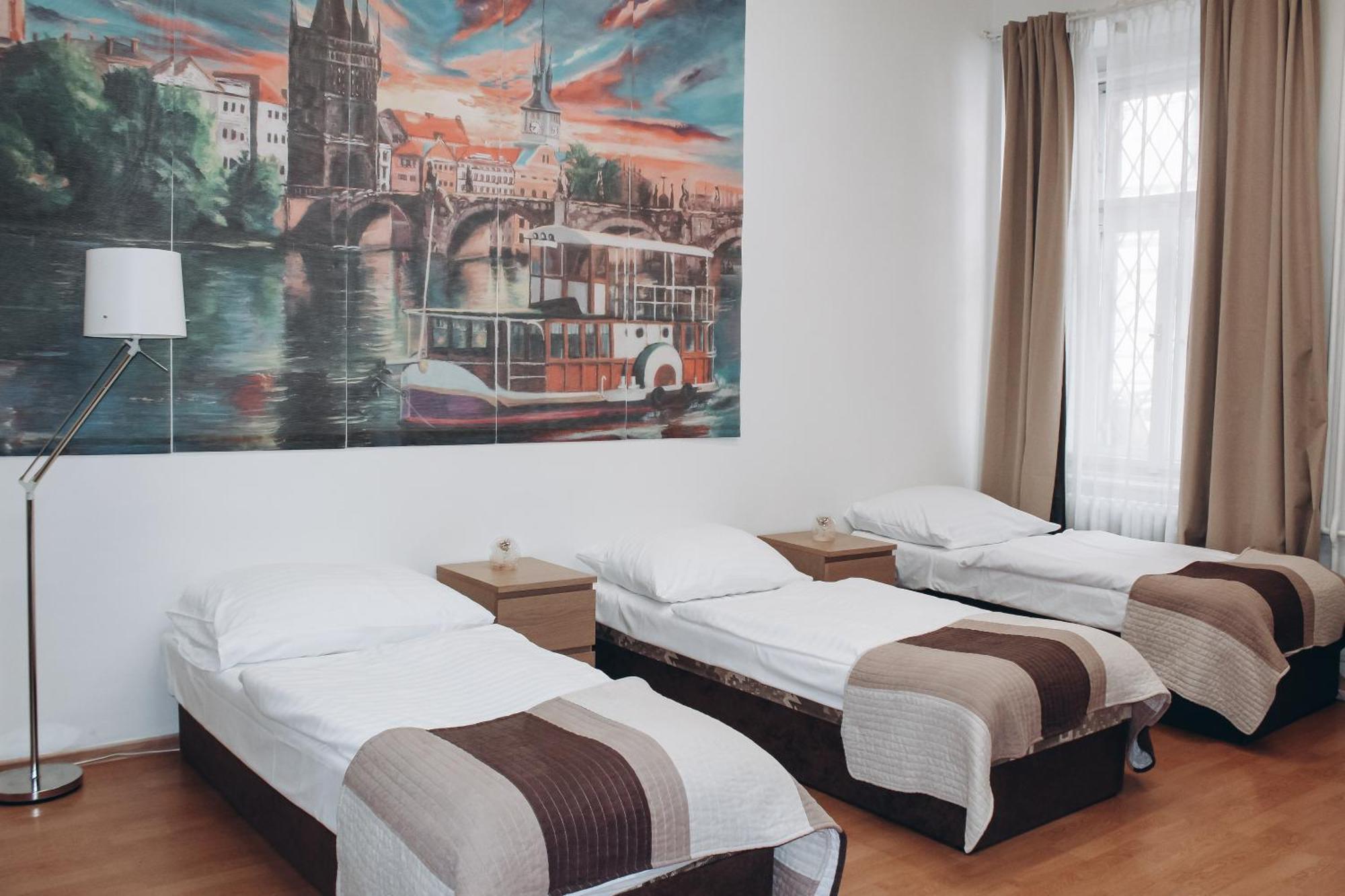 Sokolska Apartment Прага Екстериор снимка
