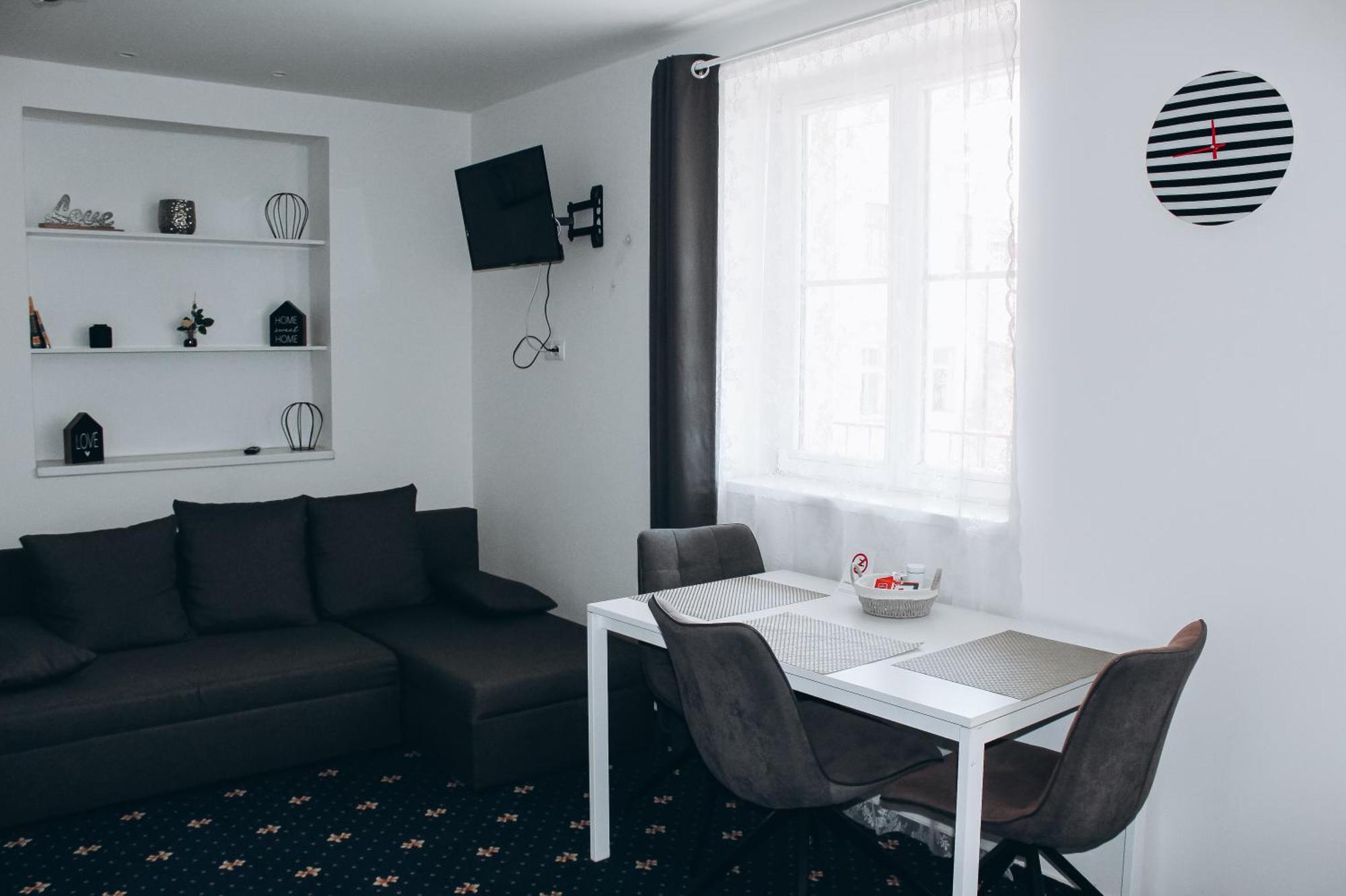 Sokolska Apartment Прага Екстериор снимка