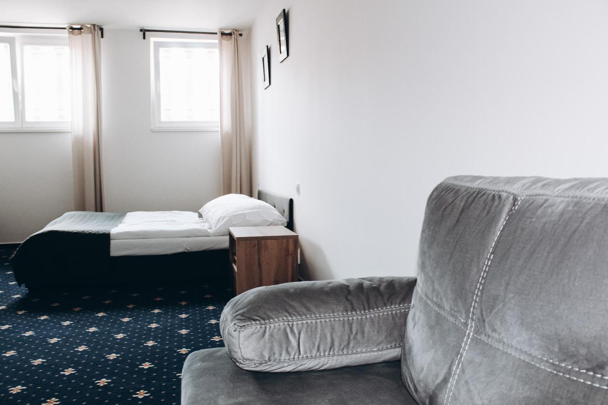 Sokolska Apartment Прага Екстериор снимка